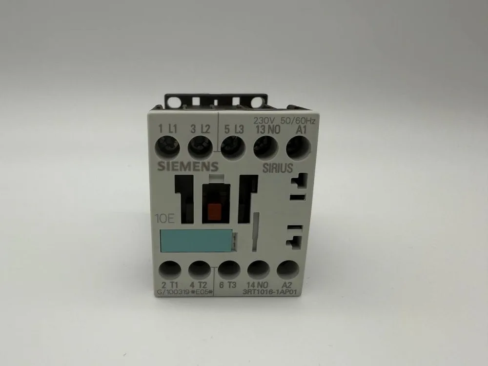 Контактор 3-пол., AC-3, 4 КВТ/ 400 V, 1 НО, ном. напряжение управления US = 230 V AC, 50 ГЦ, типоразмер S0