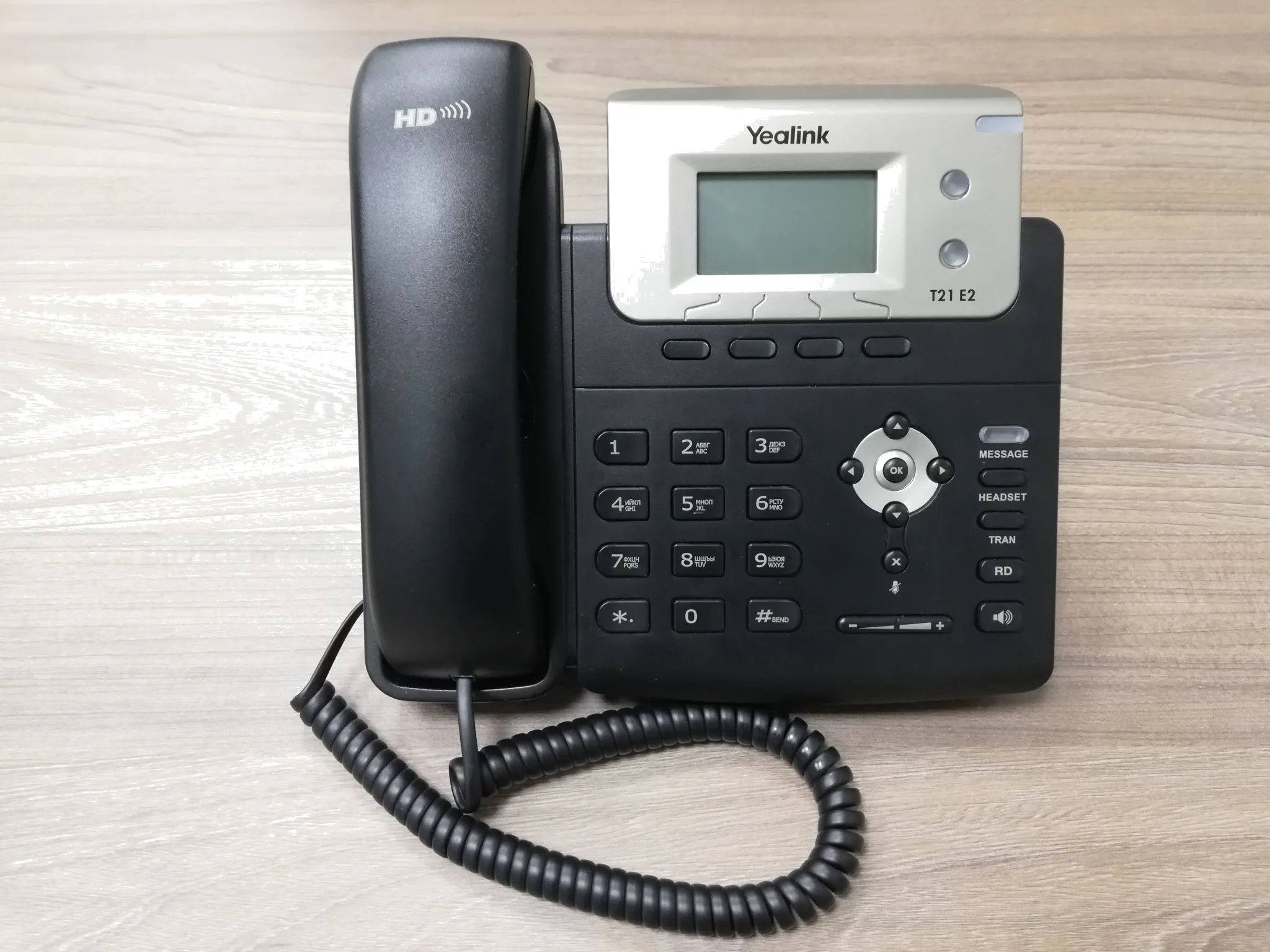 SIP-телефон Yealink SIP-T21 E2